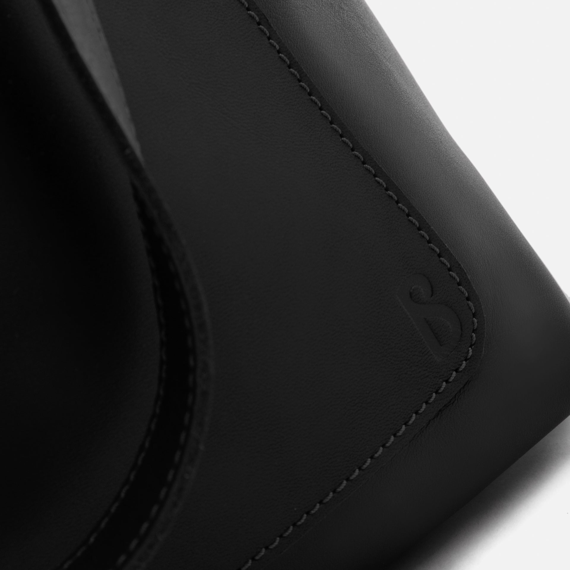 Women's Full-Grain Leather Mia Tote Bag