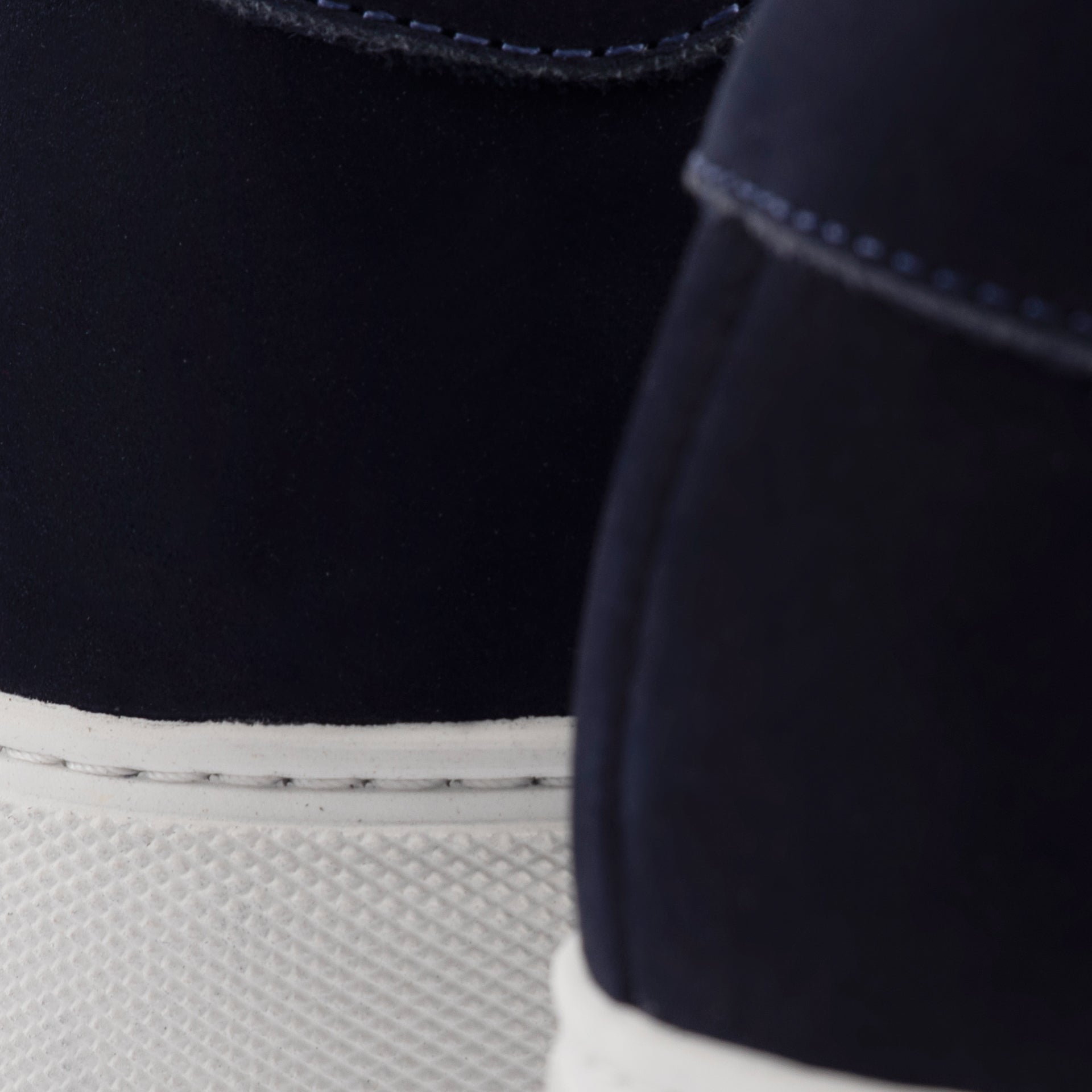 Men's Reid Nubuck Sneakers – Stylish & Durable